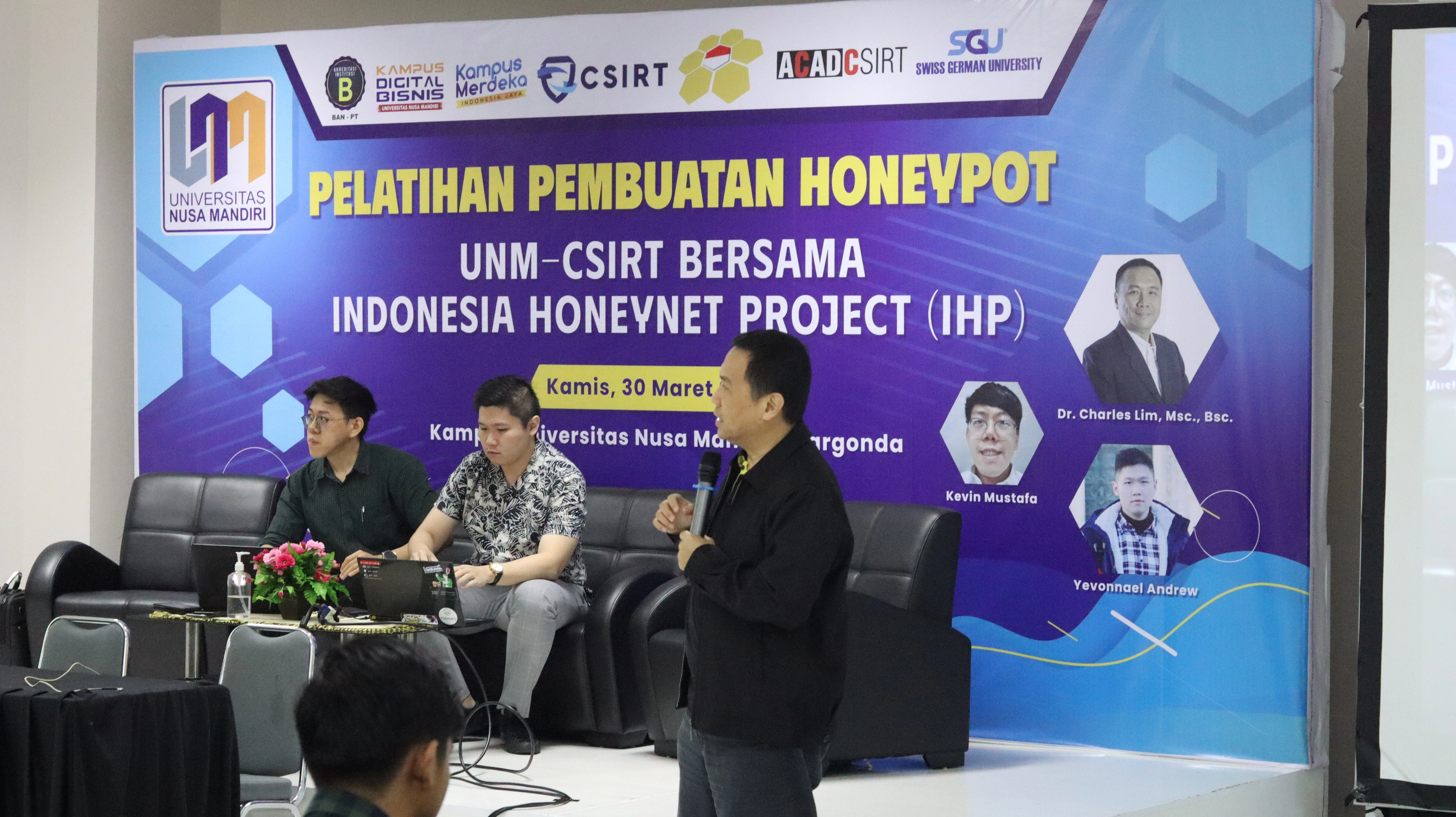 Pemaparan Materi oleh Narasumber
